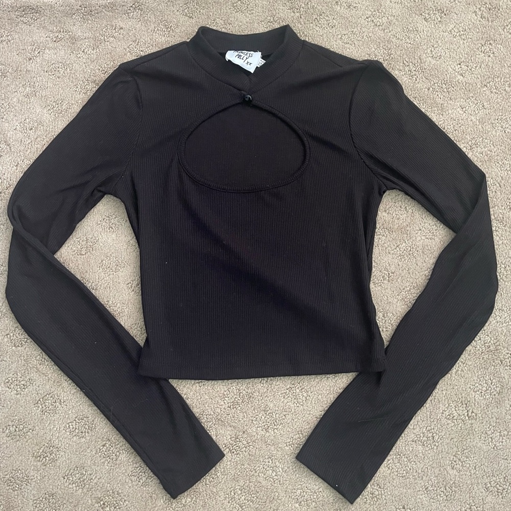 Princess Polly black top!